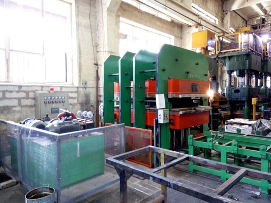 ซื้อ เครื่องกดไฮดรอลิกอัตโนมัติสำหรับแม่พิมพ์ยาง PLC online manufacture
