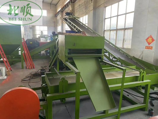 ซื้อ สายการรีไซเคิลยางที่เหลือ กระบวนการยางที่เหลือหรือก้อนยางเป็นผงยาง online manufacture