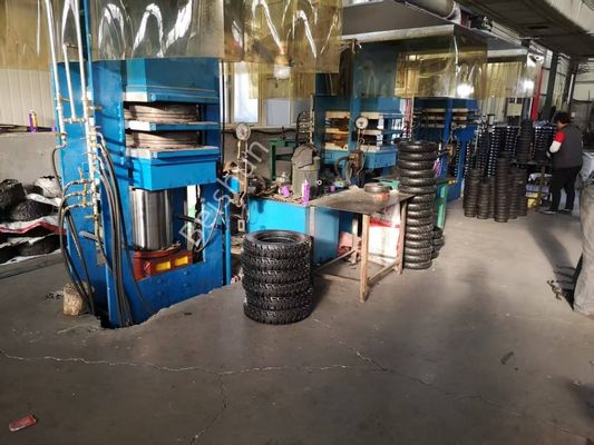 ซื้อ เครื่องอัดยางรถแทรกเตอร์เกษตรแบบใช้ความร้อนจากไอน้ำ พร้อมแรงดัน 200 ตัน และเวลาวัลคาไนซ์ 0-999 วินาที online manufacture