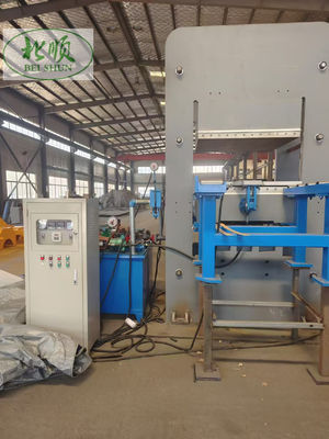 ราคาดี เครื่องวัลคานิซเมนต์กระเป๋าอากาศยางที่กําหนดเอง ขนาดแผ่นร้อน 1200 × 1200mm ออนไลน์