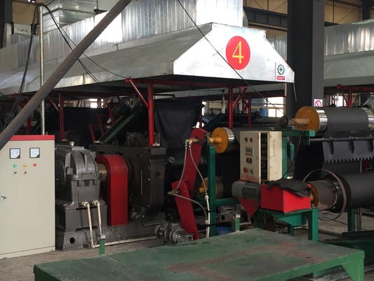 55 - 150KW รถยนต์ที่ใช้เสีย รถยนต์รีไซเคิล เครื่องแป้งสําหรับยางรีไซเคิล ผลิต 600-2000kg/h
